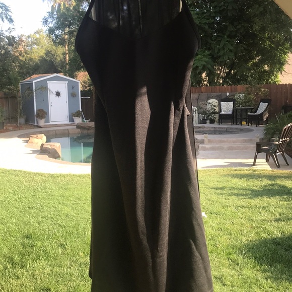 Unique dress - Picture 3 of 8